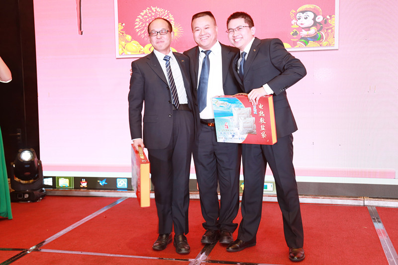 新中天2015-2016年度迎春晚会